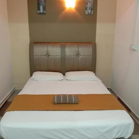 Ulfah Hotel メ ルシン エクステリア 写真
