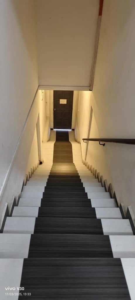 Ulfah Hotel メ ルシン エクステリア 写真